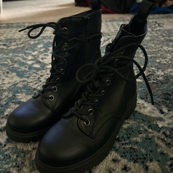 Kohl's Black Combat Boots - Picture 1 of 4